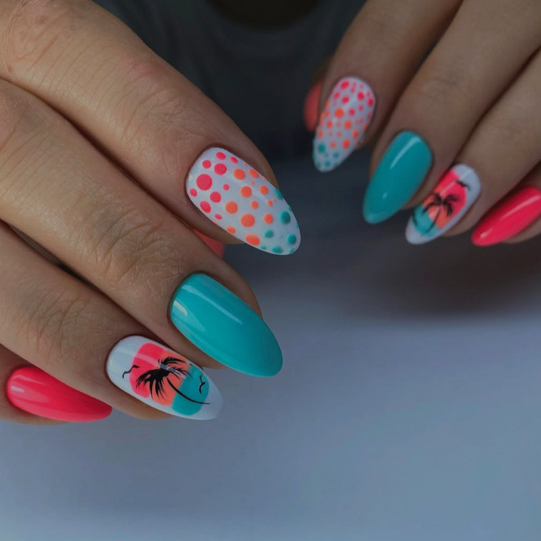 Artificial nails with Lively Tropical motif Kalsten
