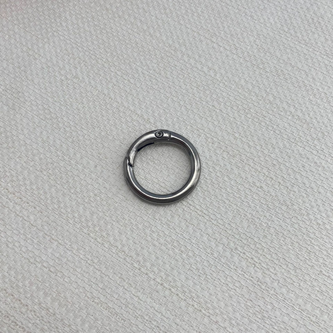Versatile Circular Keyring Kalsten