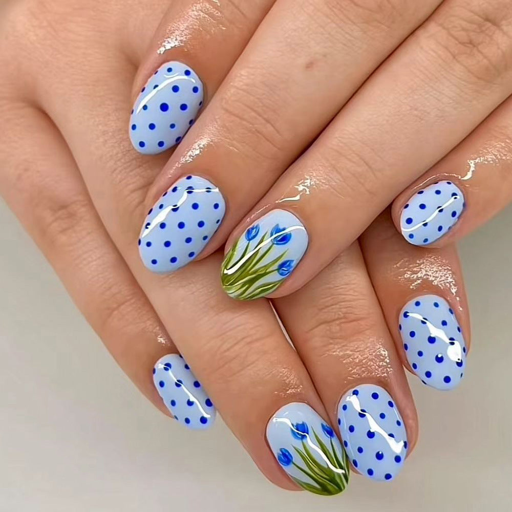 Artificial Nails in the Stylish Blue Flower Design Kalsten