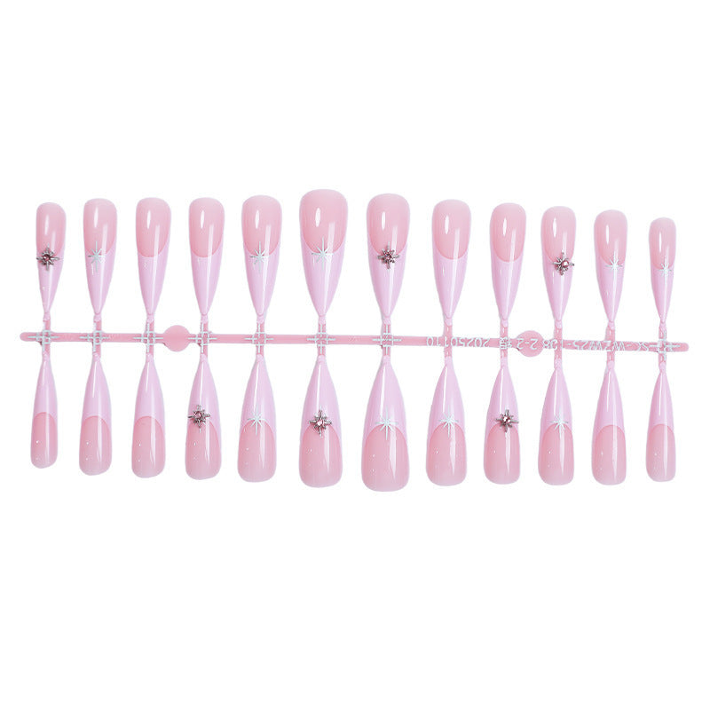 Artificial nail set with delicate mandala patterns and elegant accents Kalsten