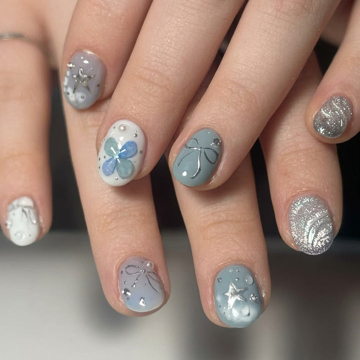 Thematic Ocean-Inspired Press-On Nail Set