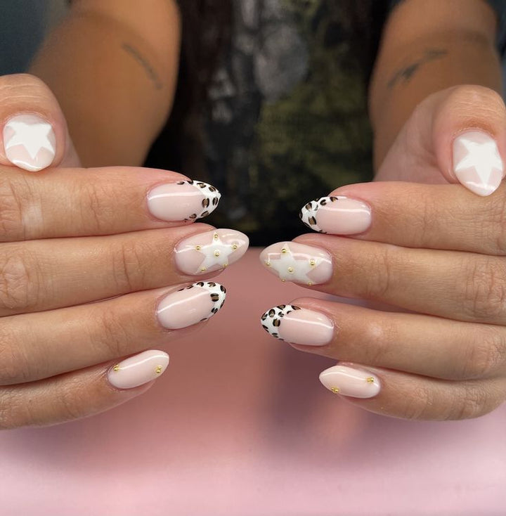 Artistic Leopard Print and Star Nail Art Set