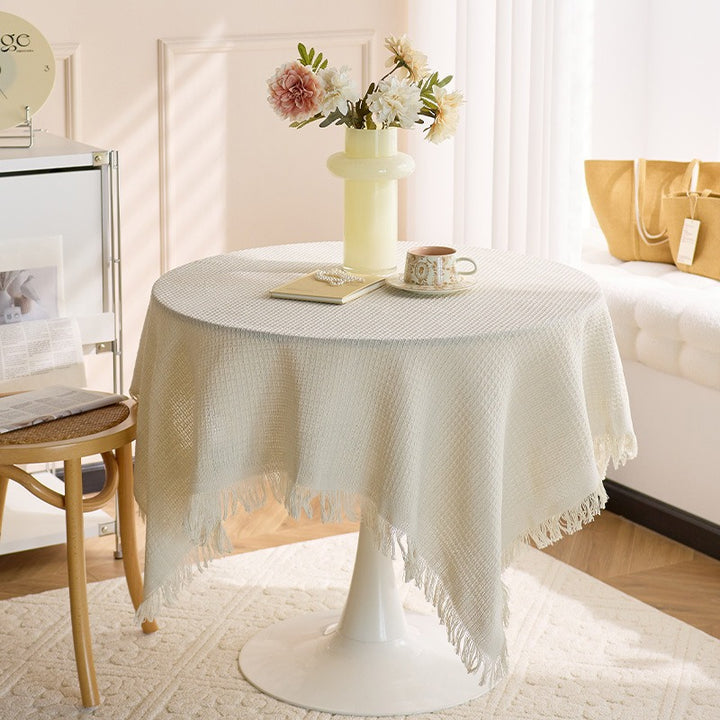 Round Textured Waffle-Weave Fringe Tablecloth with Tassel Edge