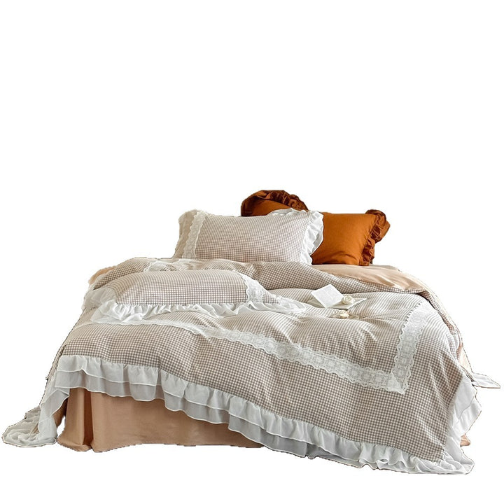 Bedding set with Vichy check, lace trim, and double-layer ruffle