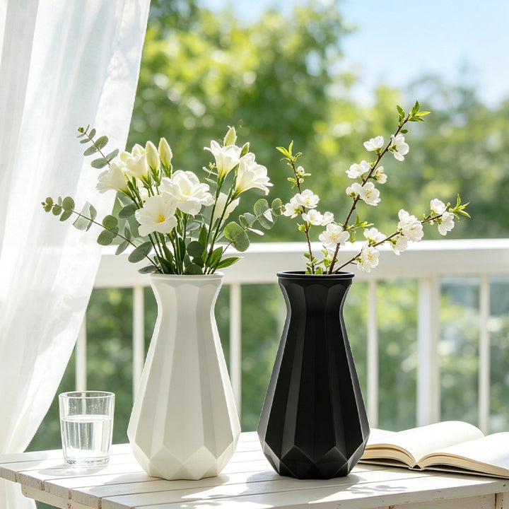 Elegant Geometric Decorative Vase Kalsten