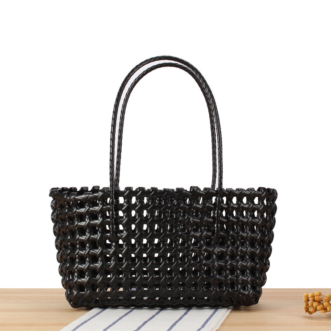 Stylish willow bag with modern grid design Kalsten