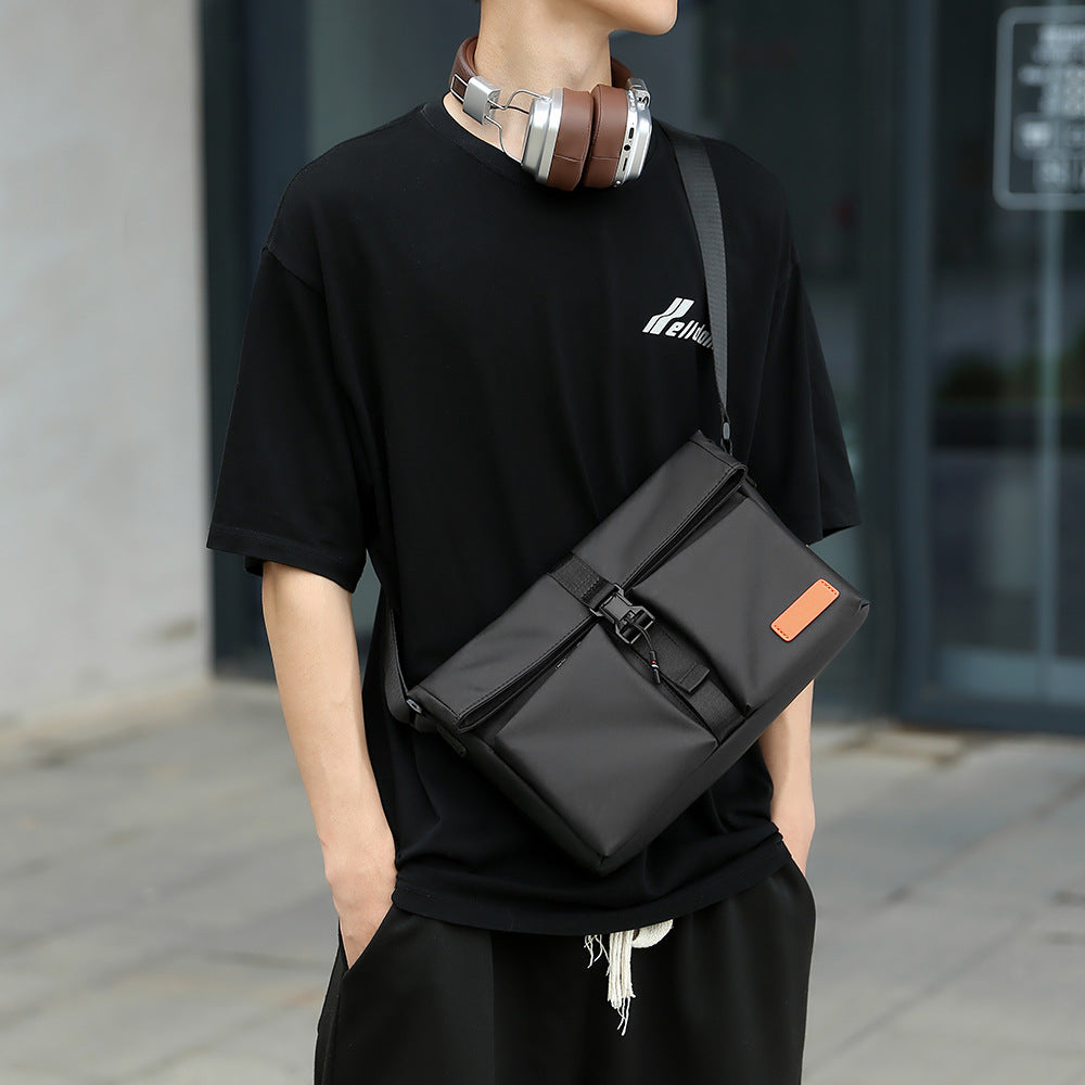 Versatile Waterproof Messenger Bag Kalsten