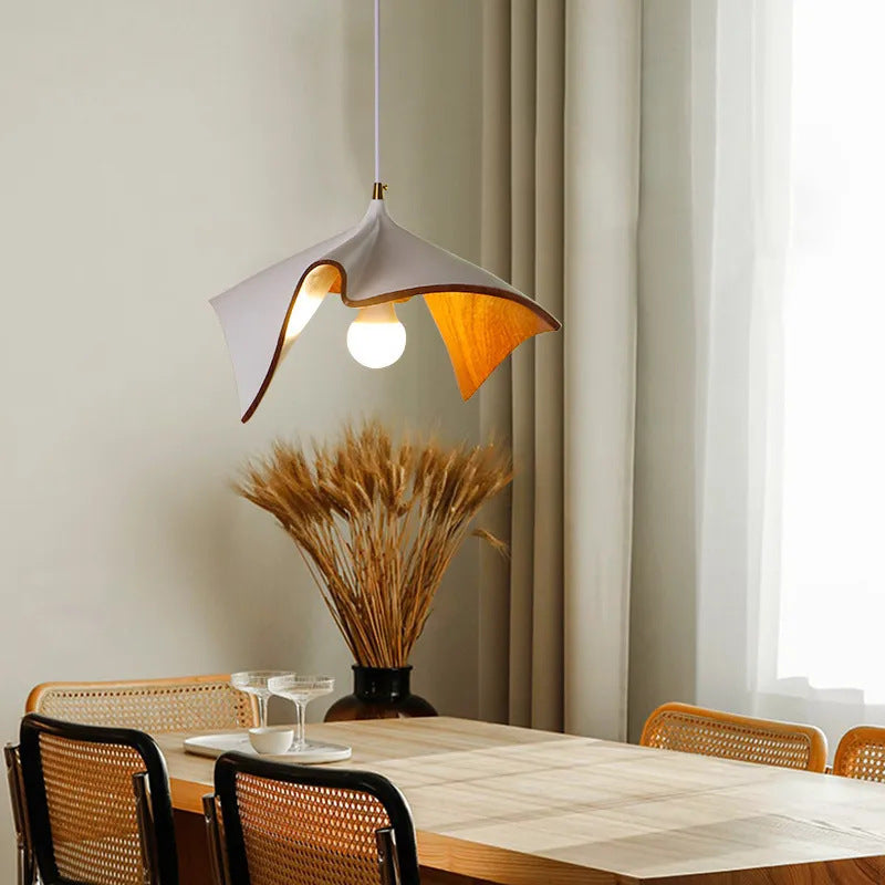 Artistic Leaf-Shaped Pendant Light