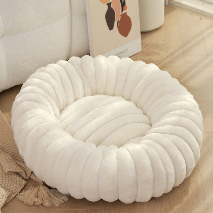 Women's Cozy and Stylish Cuddly Bed Kalsten
