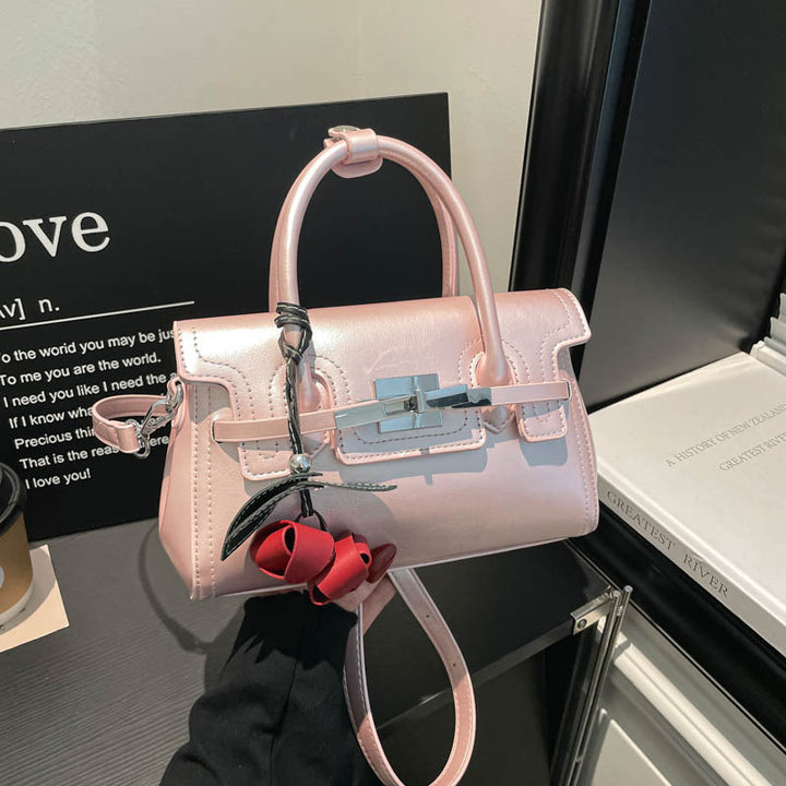 Fashion-Forward Structured Handbag Kalsten