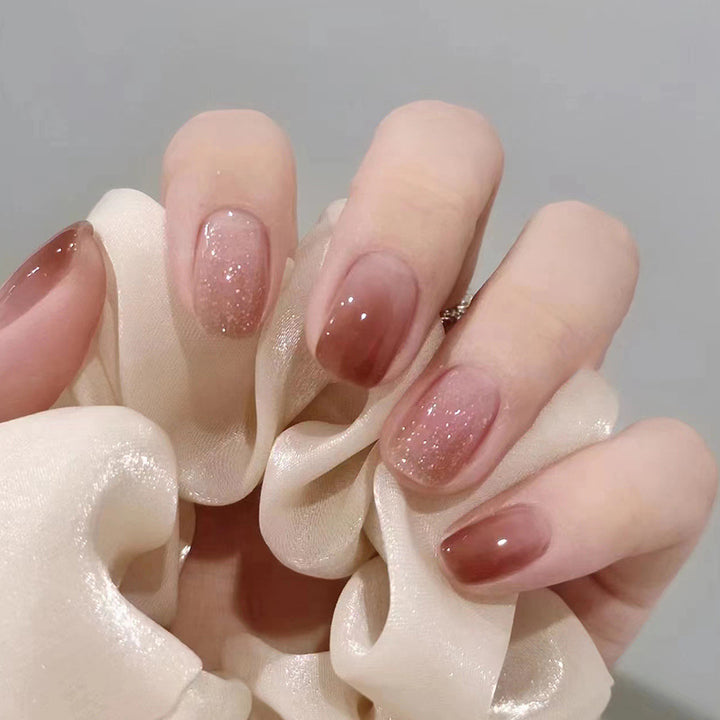 High-gloss artificial nails with rose effect Kalsten