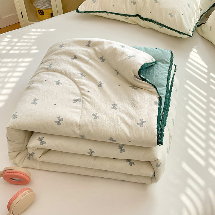 Ladies comfort duvet with delicate floral pattern and high-quality filling Kalsten