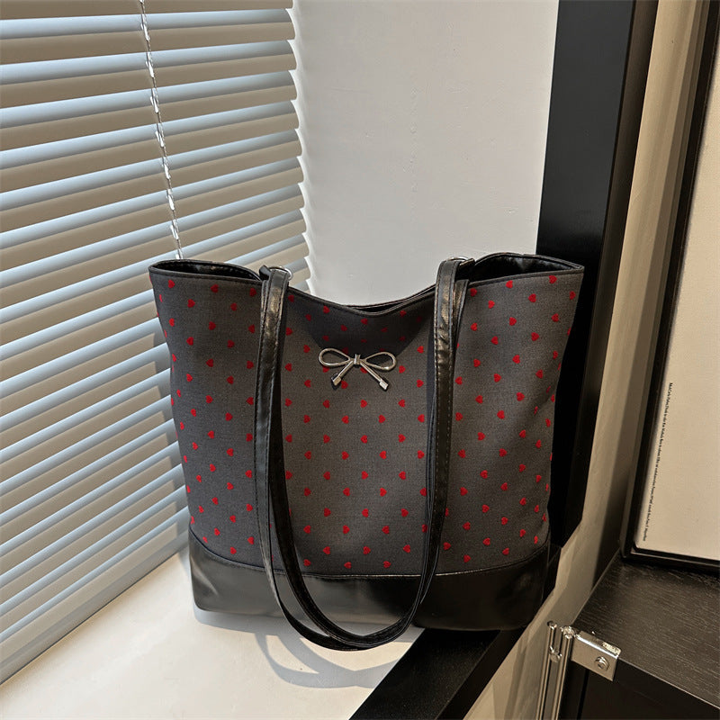 Heart-Embellished Canvas Tote Bag Kalsten