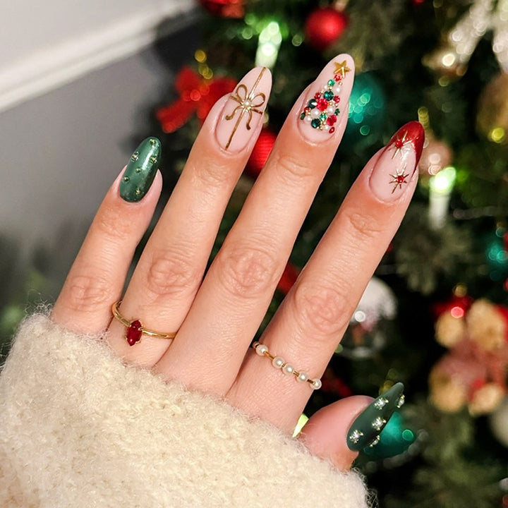 Acrylic nail set with sparkling Christmas designs Kalsten