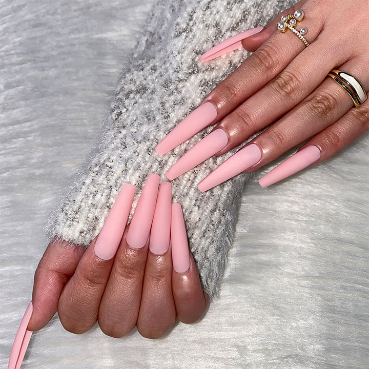 Artificial extensions in trendy stiletto style Kalsten