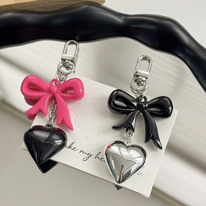 Heart-Shaped Charm Keychain kalsten