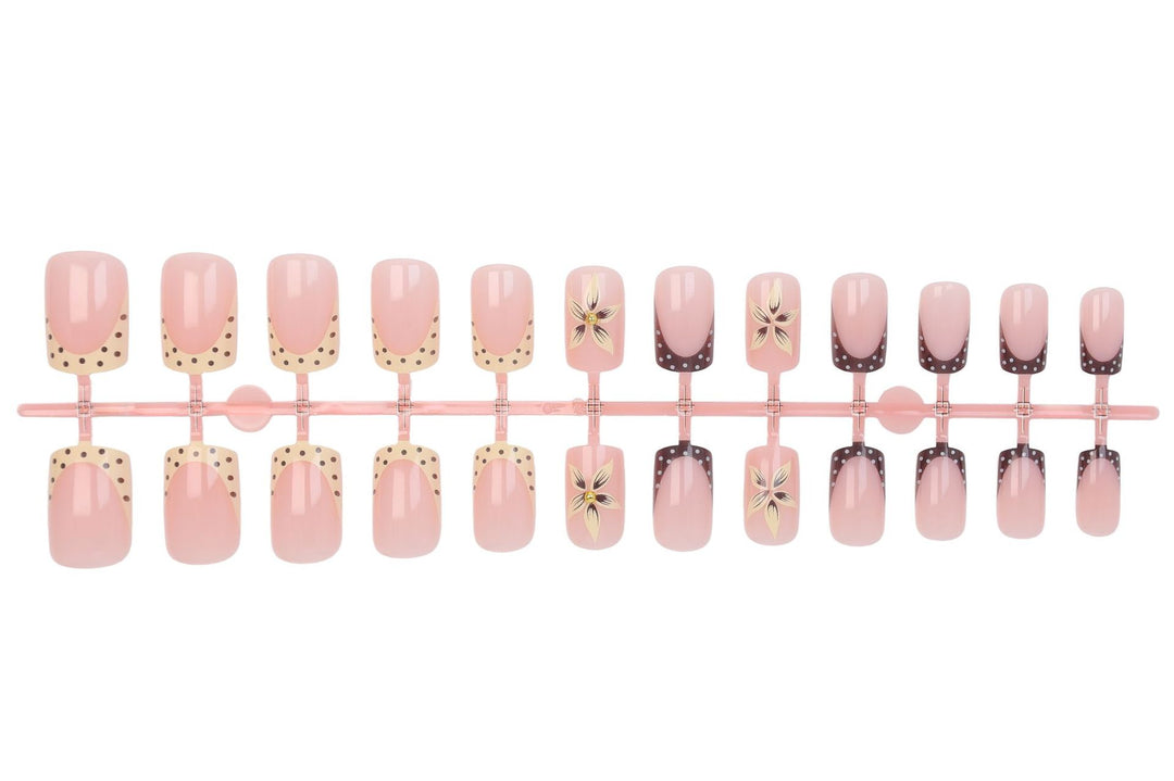 Artificial nails with trendy designs Kalsten