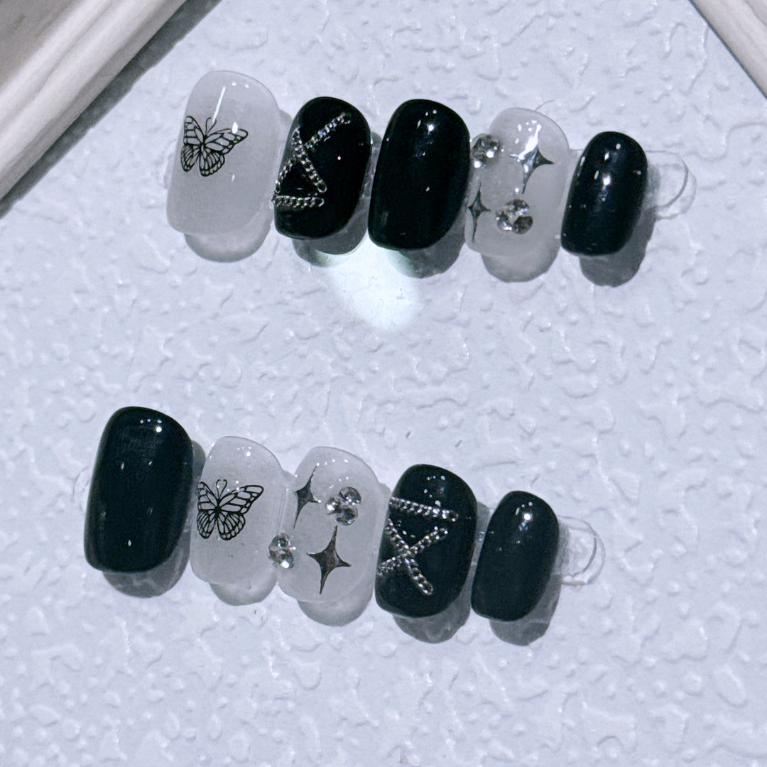 Chic Butterfly-Inspired Press-On Nail Set