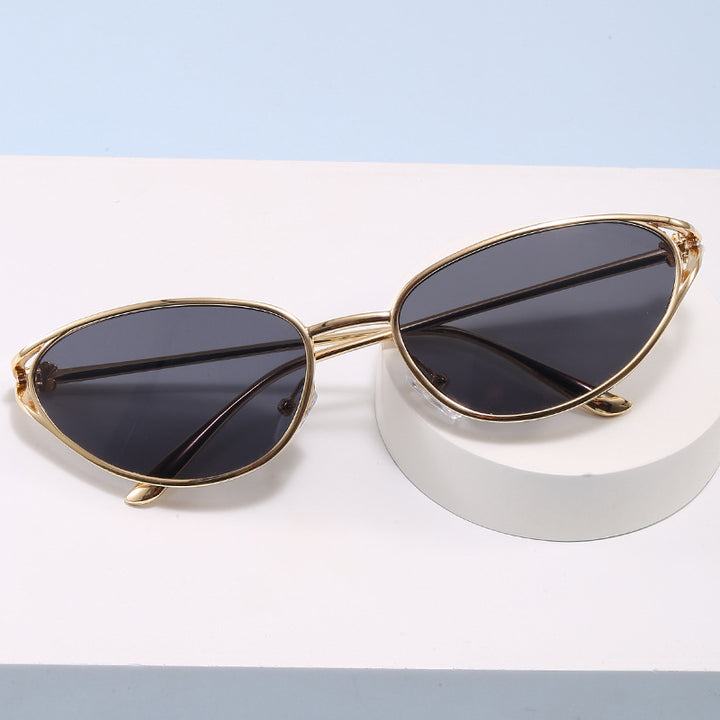 Trendy Cat-Eye Sunglasses with Metallic Frame Kalsten