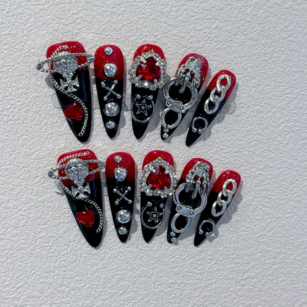 Glamorous Nail Art Extensions