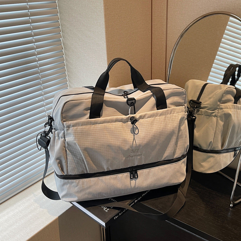 Versatile Travel Duffel Bag with Multiple Pockets Kalsten