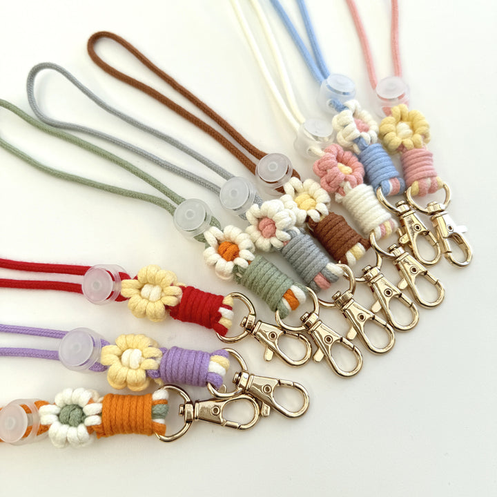 Floral Macrame Keychain Holder Kalsten