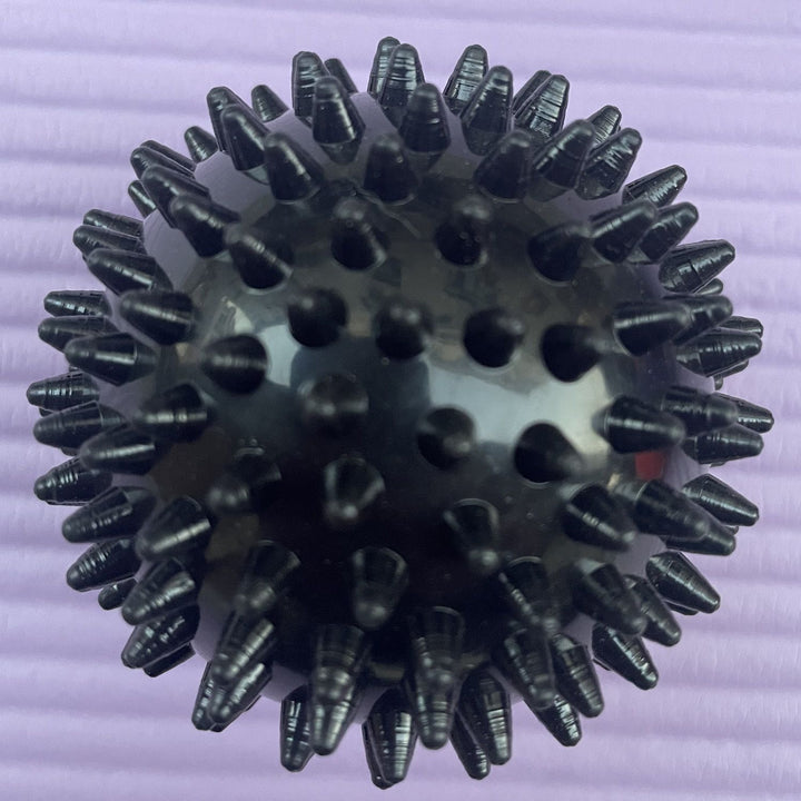 Massage ball with knobs Kalsten
