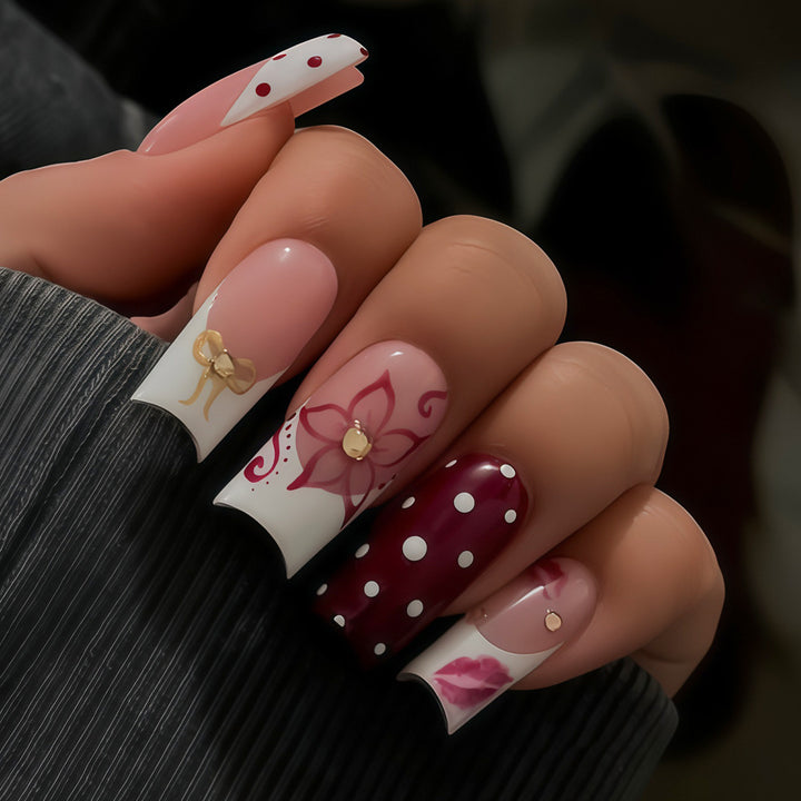 Decorative Press-On Nail Art Set with Floral Accents Kalsten