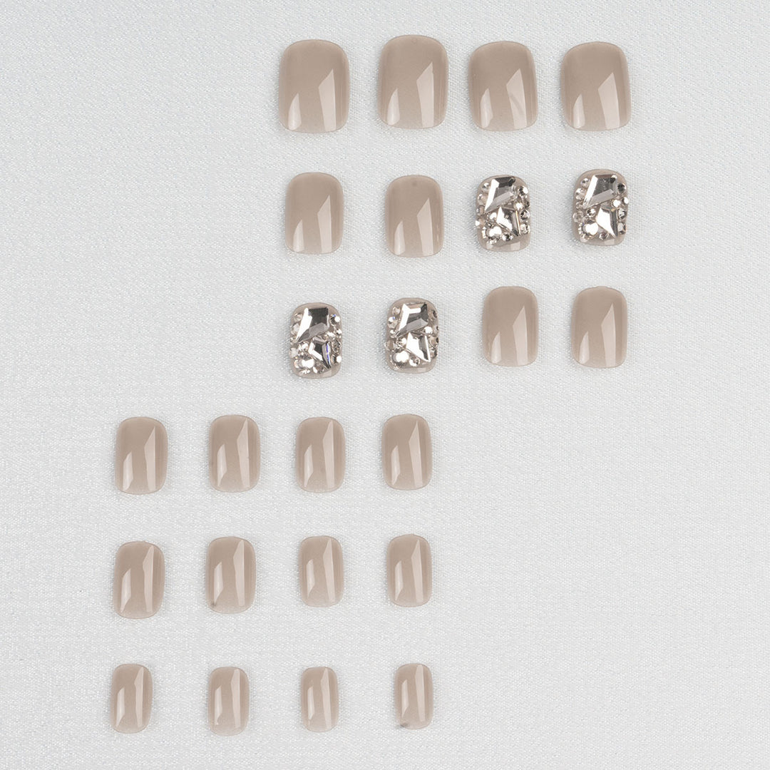 Glamorous Press-On Nail Set with Rhinestone Accents