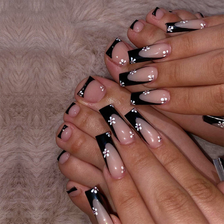 Elegant Heart-Designed Press-On Nail Tips Kalsten