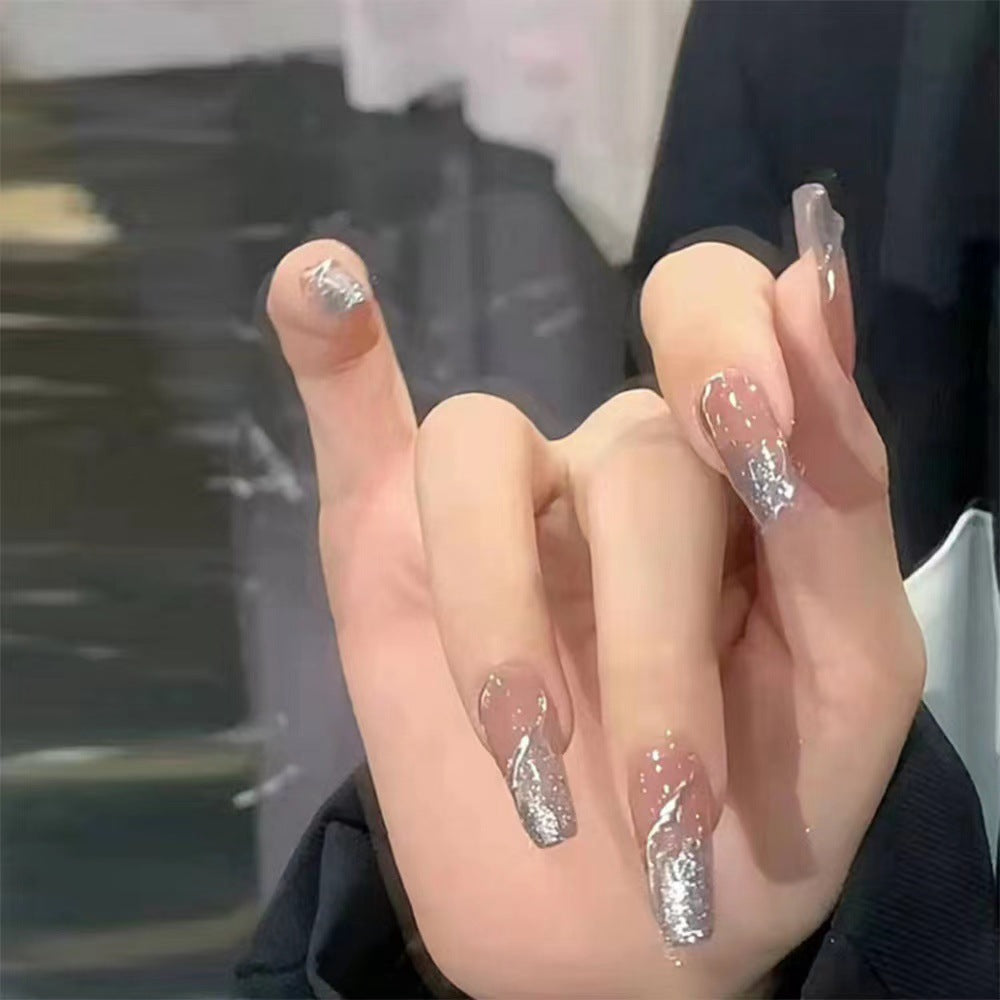 Glamorous nail art with glitter accents Kalsten