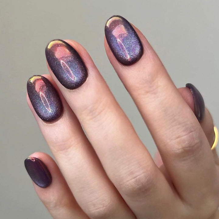Artful Nail Art with Shimmering Finish Kalsten