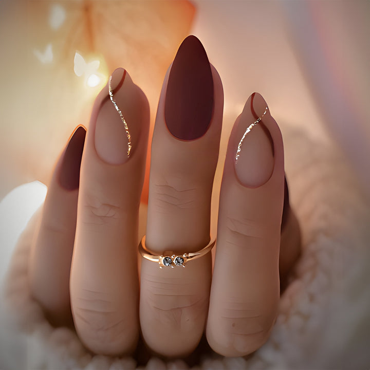 Press-On Nail Art Set with Elegant Design Kalsten