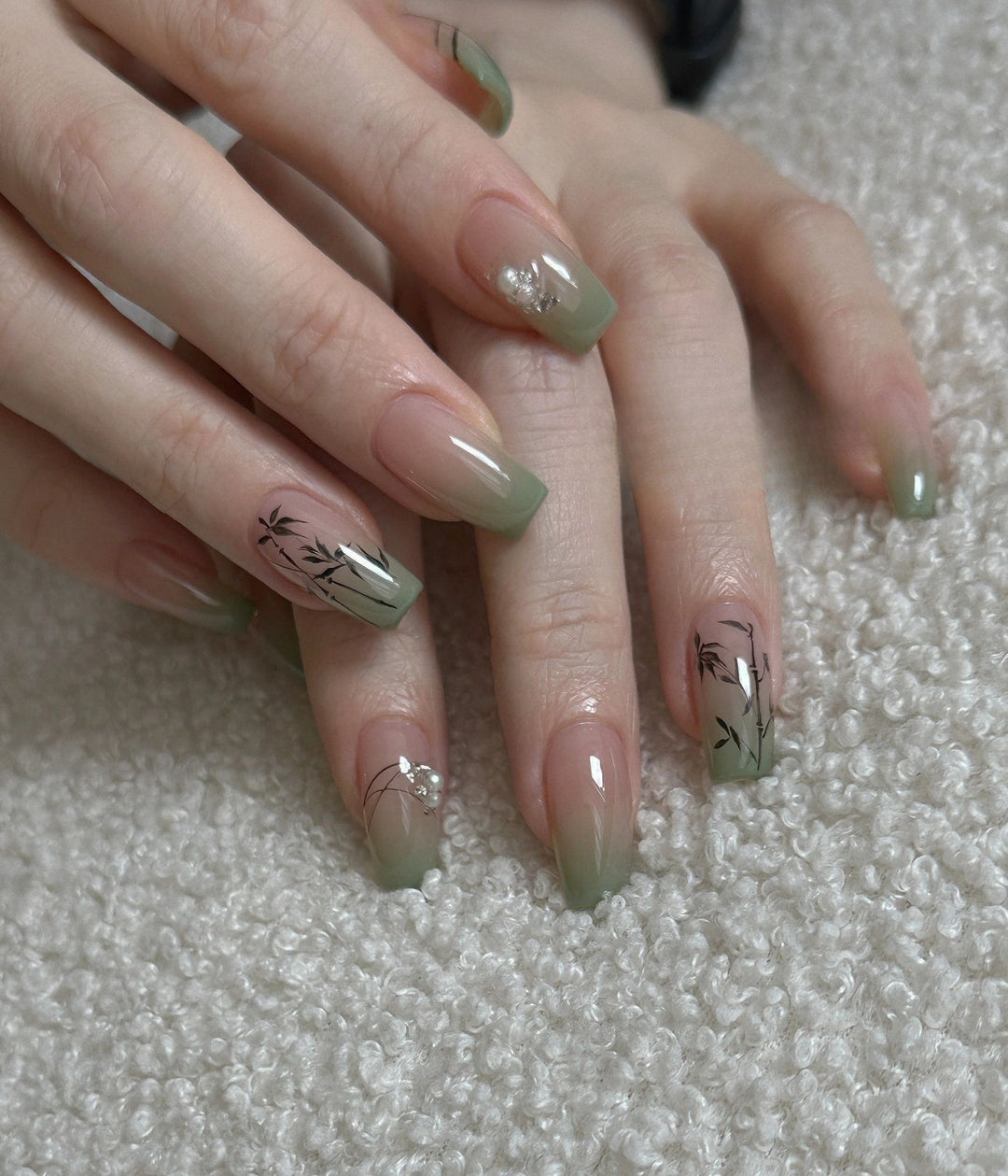 Premium Glitter Ombre Press-On Nail Set Kalsten