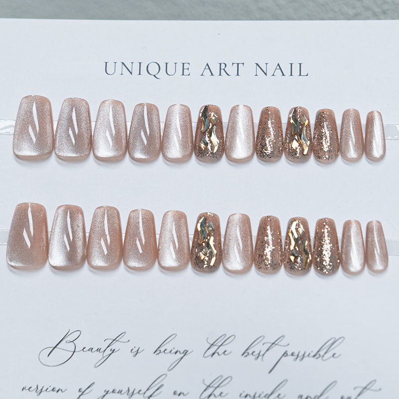 Glamorous Nail Art Extensions