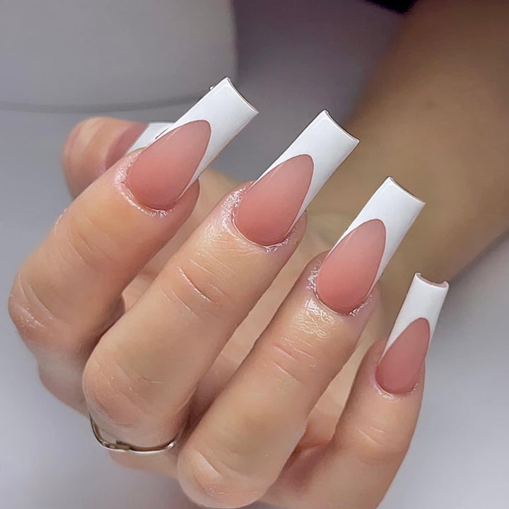 Artificial nail set with unique patterns Kalsten
