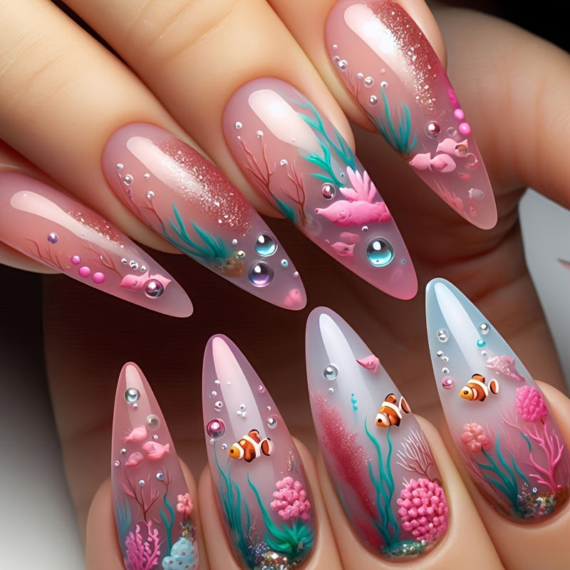 Artistic Coral Reef-Inspired Nail Art Kalsten