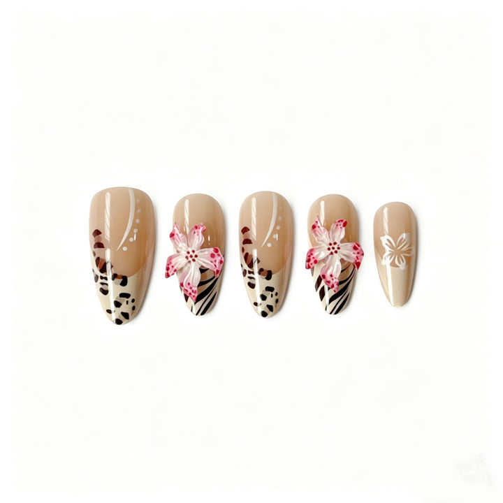 Artistic Heart-Embellished Press-On Nails Kalsten