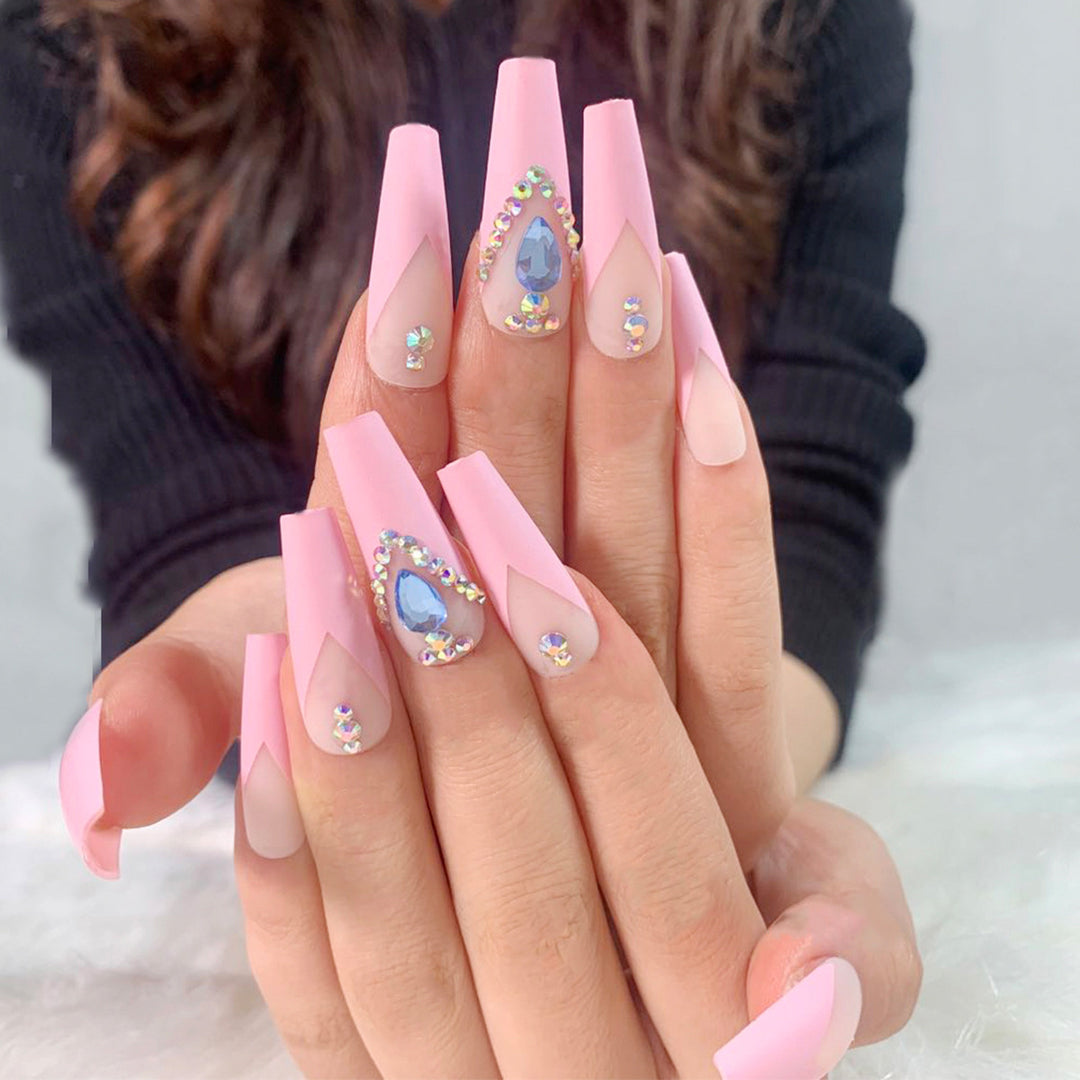 Artful glitter nail extensions with aqua accents Kalsten