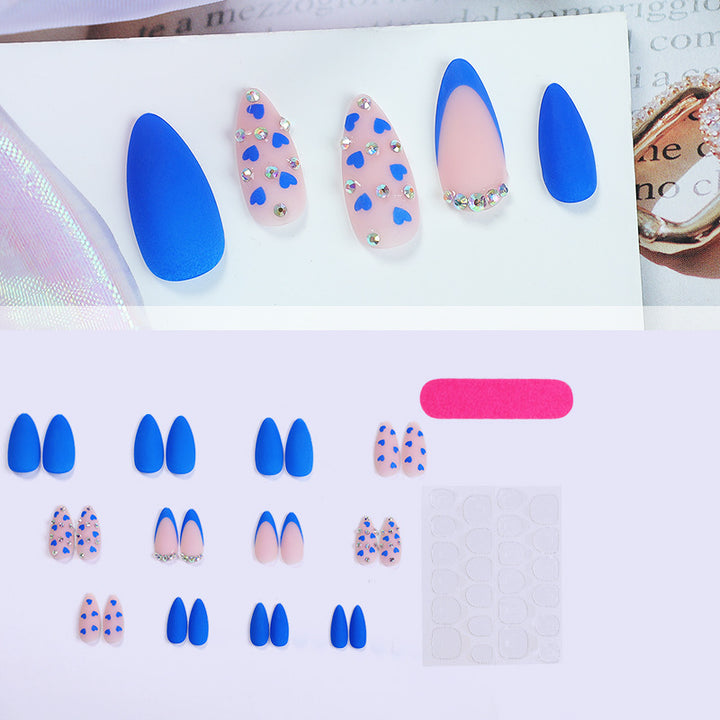 Nail art set with heart design and glitter accents Kalsten