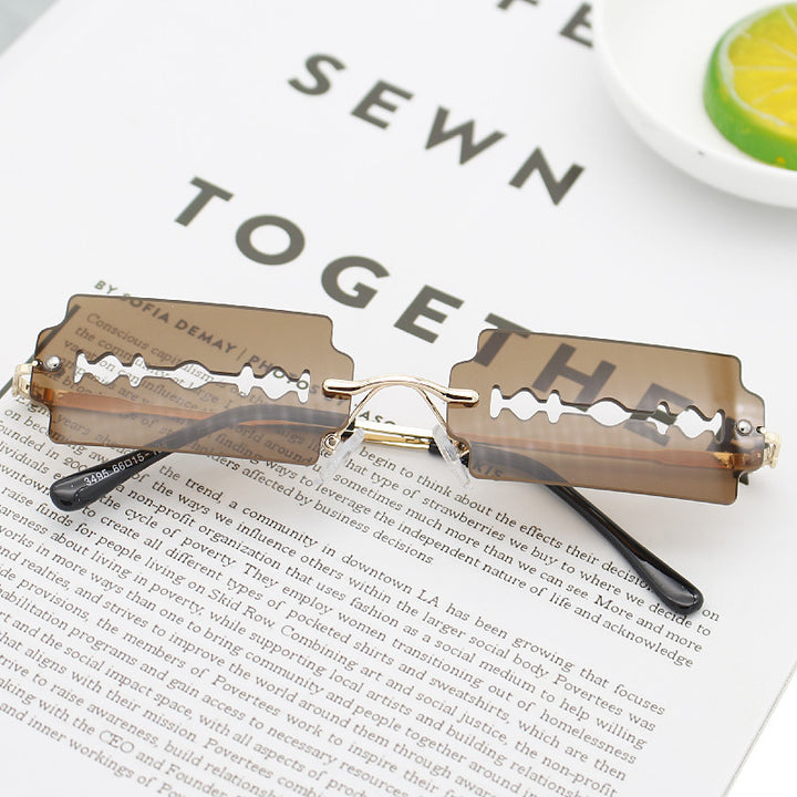 Women's Fashionable Retro Sunglasses in Unique Design Kalsten