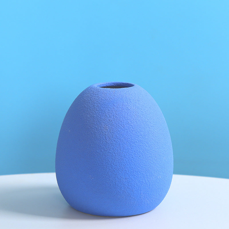 Modern Sculptural Ceramic Vase Kalsten
