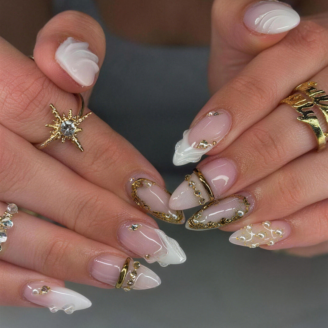 Luxurious Decorative Press-On Nail Art Set