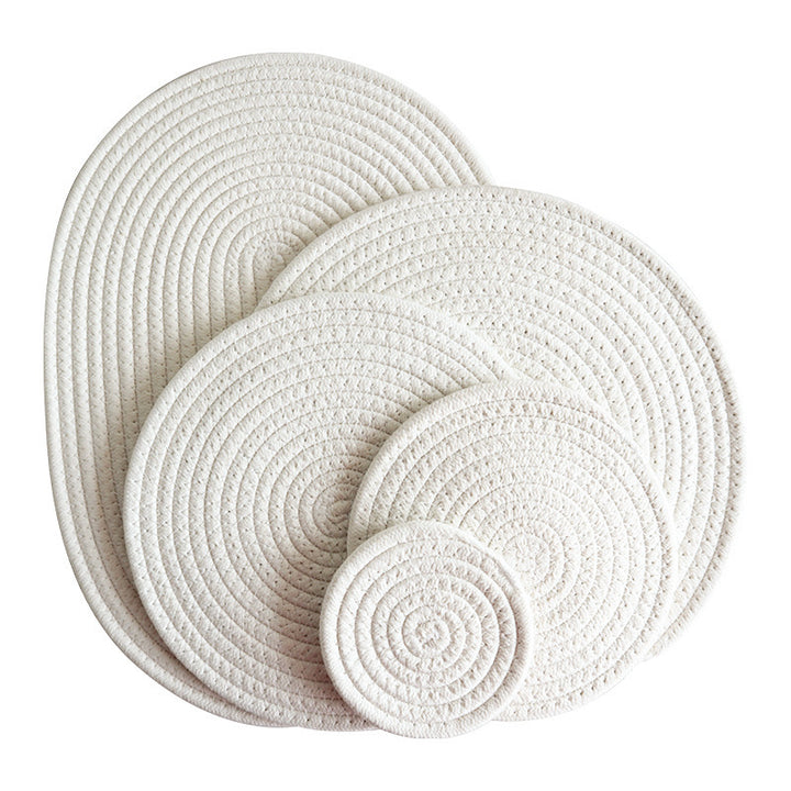 Ladies round placemats made of high-quality natural material Kalsten