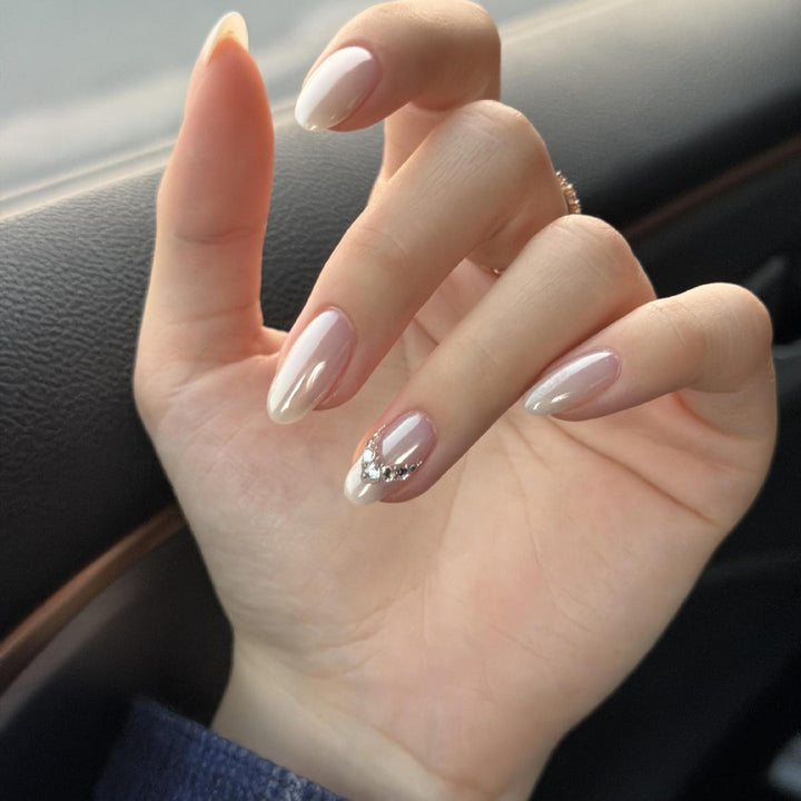 Artificial artificial nails with elegant decorative details Kalsten