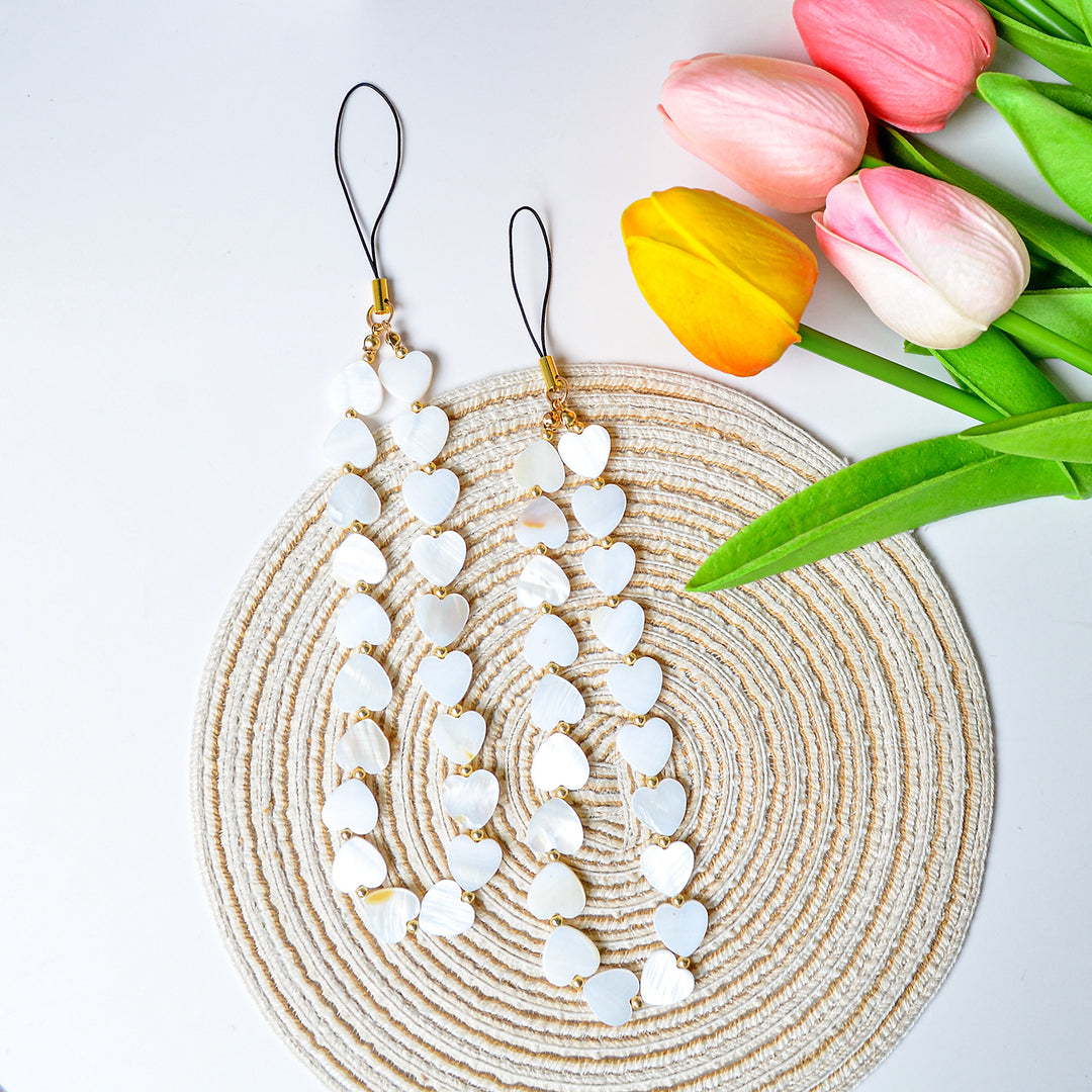 Elegant Shell Bead Necklace Kalsten