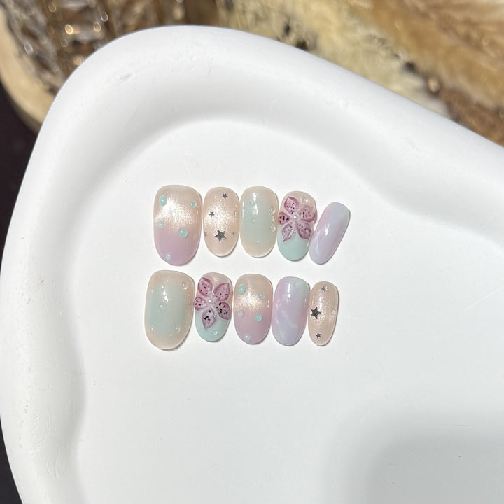 Floral-Inspired Press-On Nail Art Set with Star Accents Kalsten