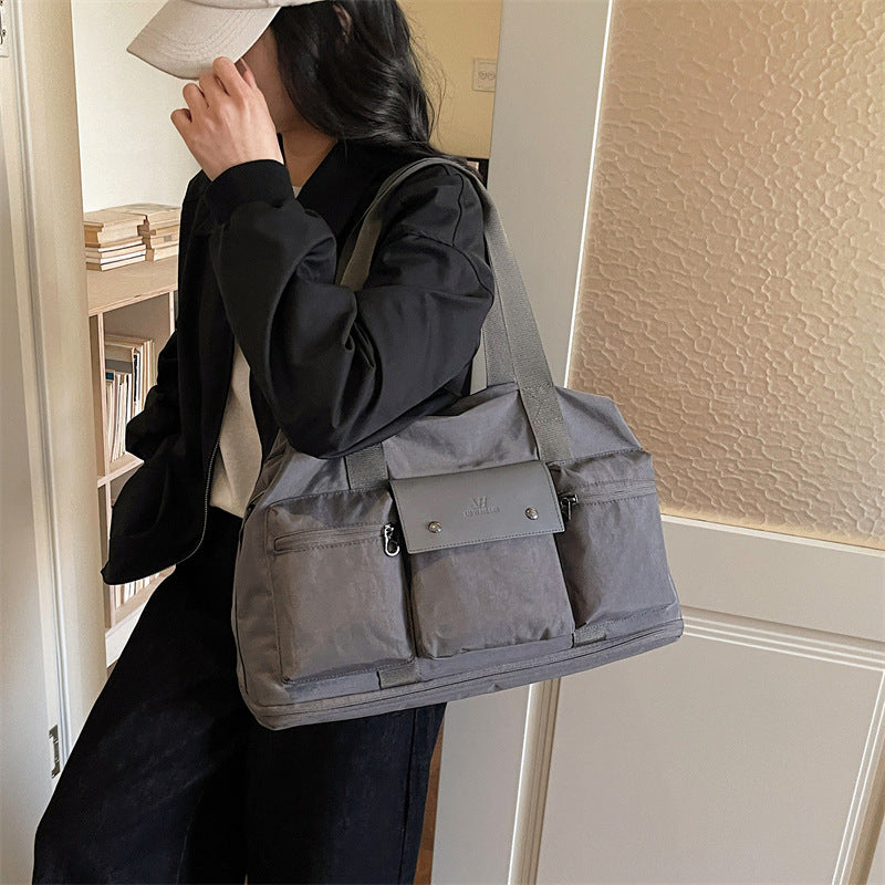 Multi-Pocket Travel Duffel Bag Kalsten