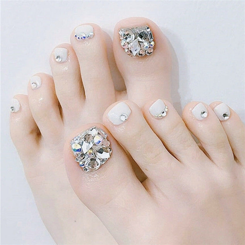 Glamorous Rhinestone-Embellished Press-On Toenails Kalsten