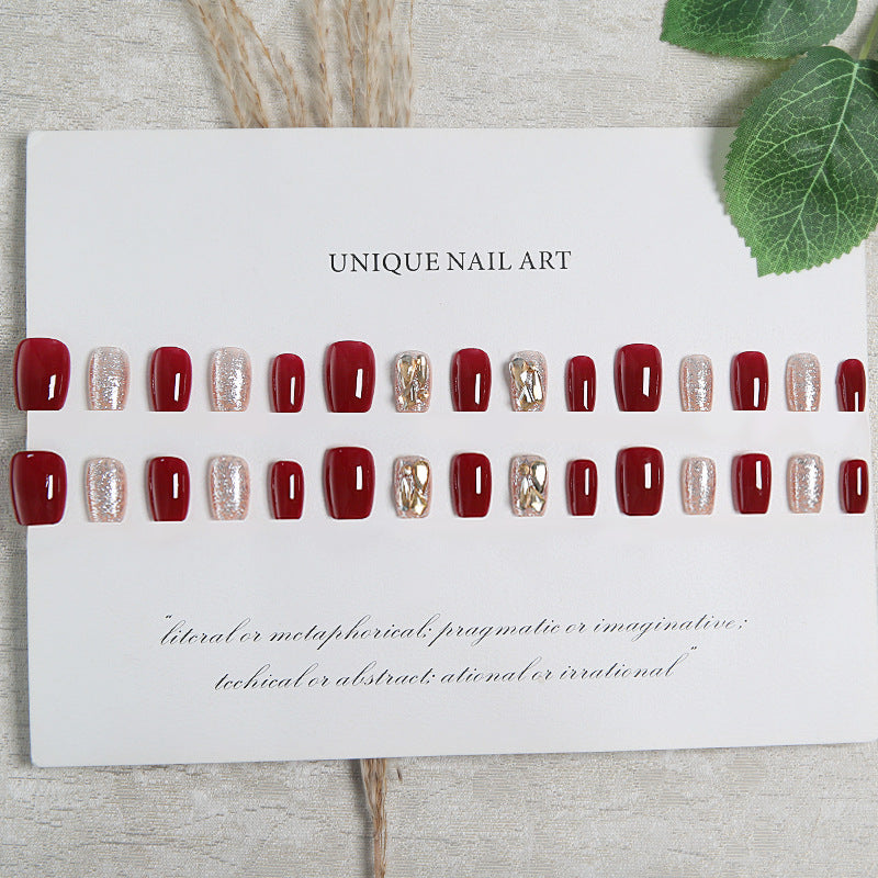 Artificial nail set with elegant glitter and metallic accents Kalsten